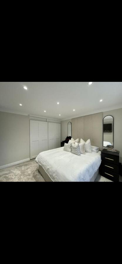 3 Bedroom House Hildenborough Exterior photo